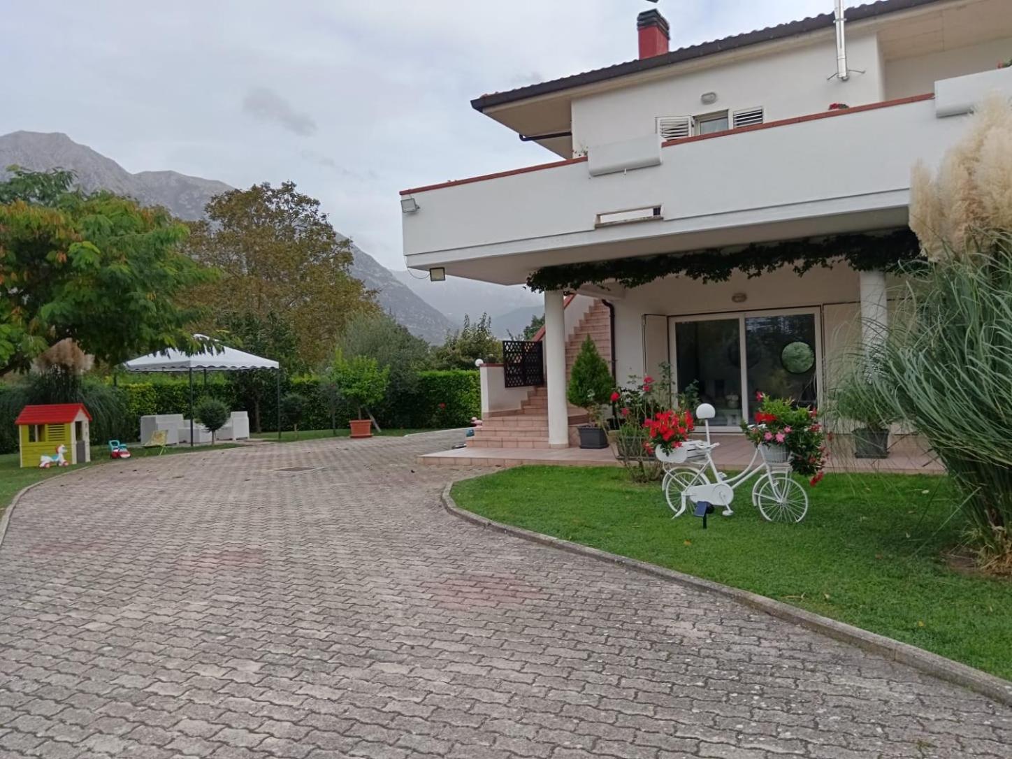 Willa Parco Delle Rose Sulmona Zewnętrze zdjęcie